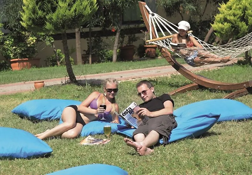 Nergis Icmeler Resort 4*,